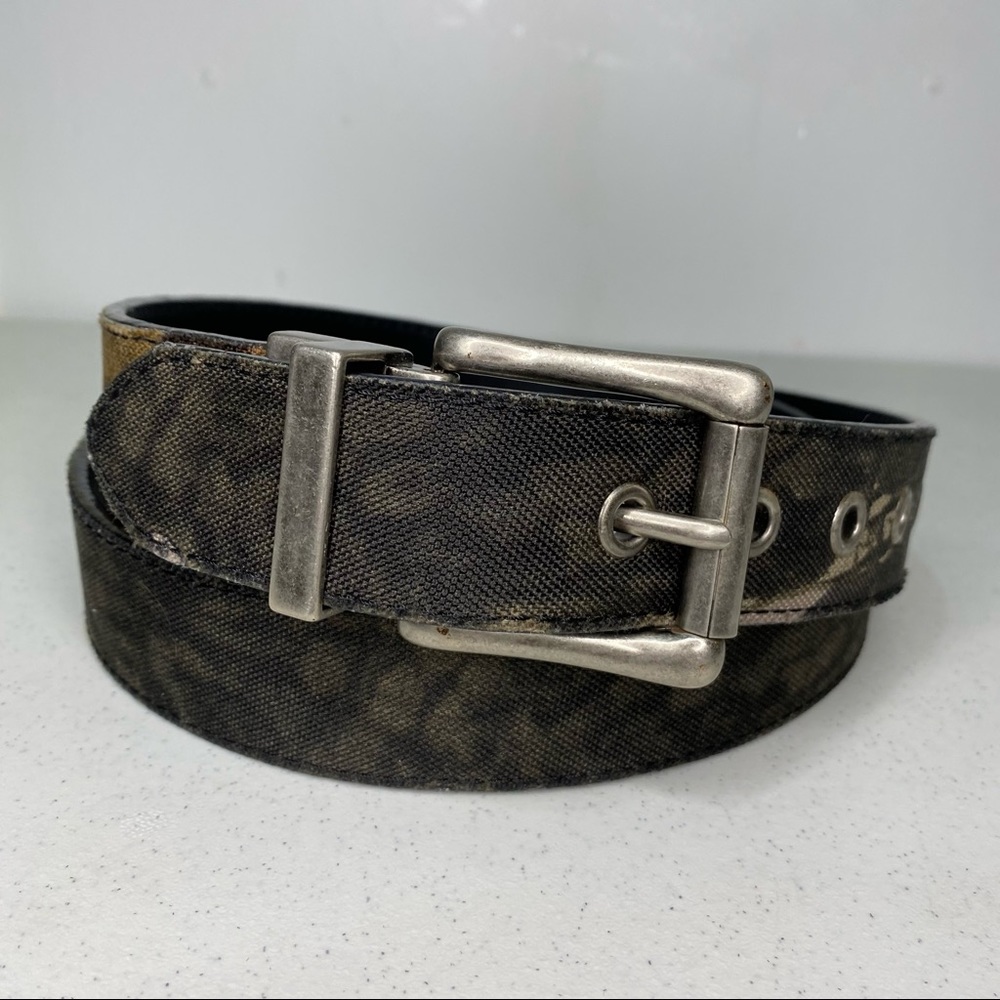 Woolrich Camo/Black Leather Reversible Belt Size XL (42-44)
